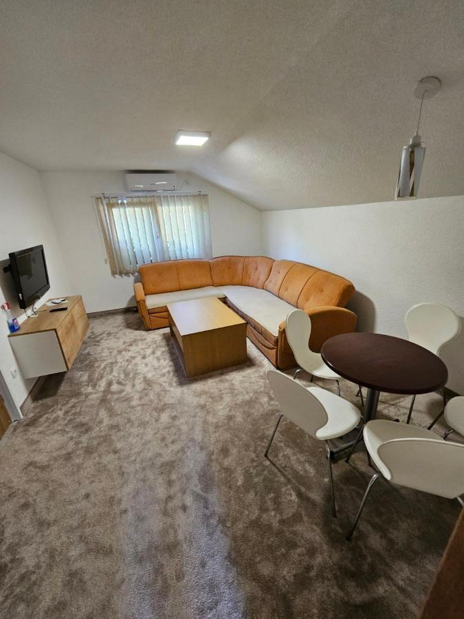 Elda Apartments Visoko Buitenkant foto