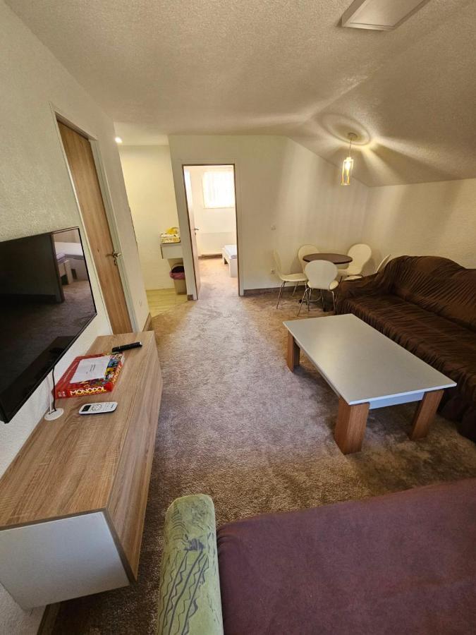 Elda Apartments Visoko Buitenkant foto
